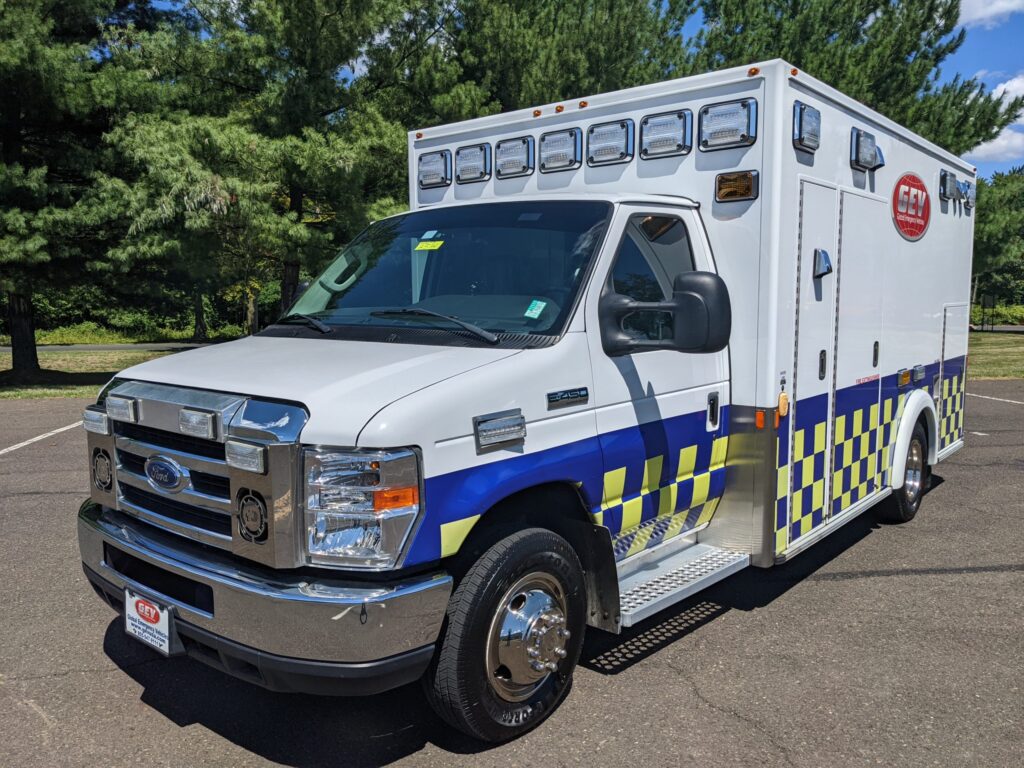 Ford E450 Type III Ambulance 2019 - Demers - #2532