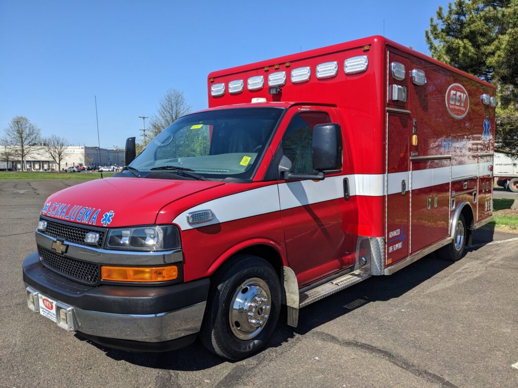 Chevrolet G4500 Type III Ambulance 2012 - Horton - #2635