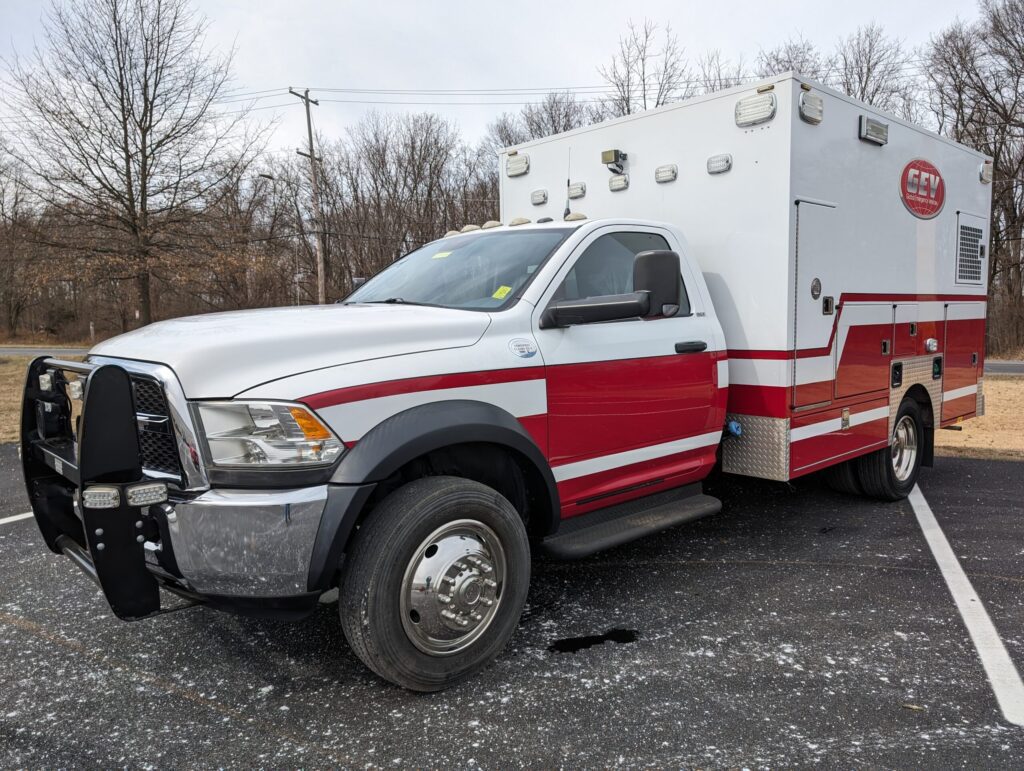 Ram 4500 Cummins Type I Ambulance 2014 - Frazer - #2533