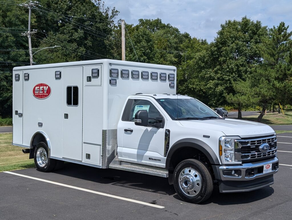2024 Ford F-550 Type I Ambulance for Sale 4×4 - Global Medic